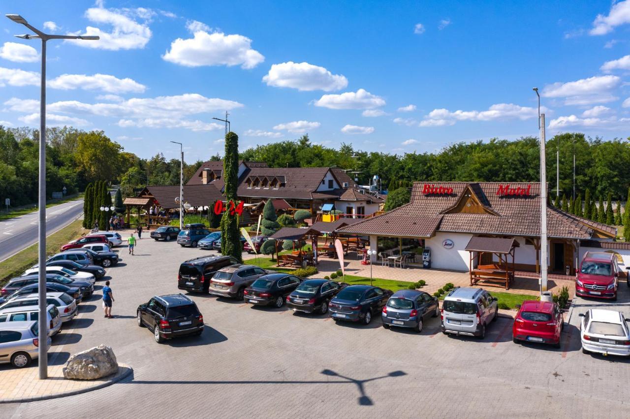 Csalánosi Vendégház Kecskemét Exterior foto